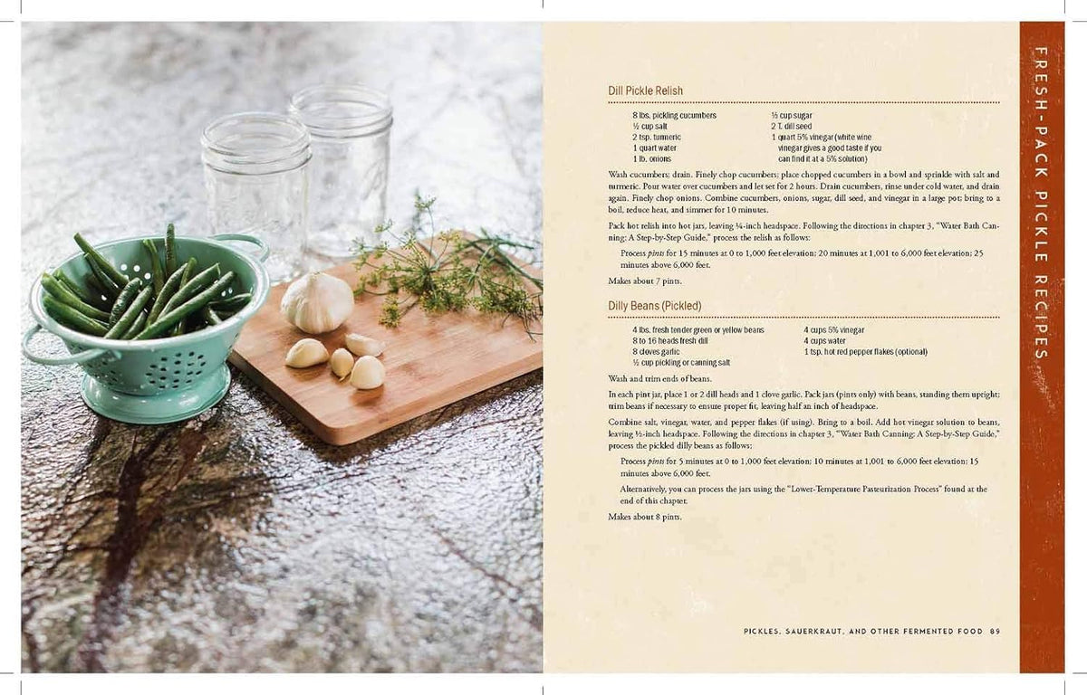 The Homestead Canning Cookbook: a Homestead Canning Cookbook with Safe Food Preservation Techniques for Beginners and Experienced Canners (The Homestead Essentials)