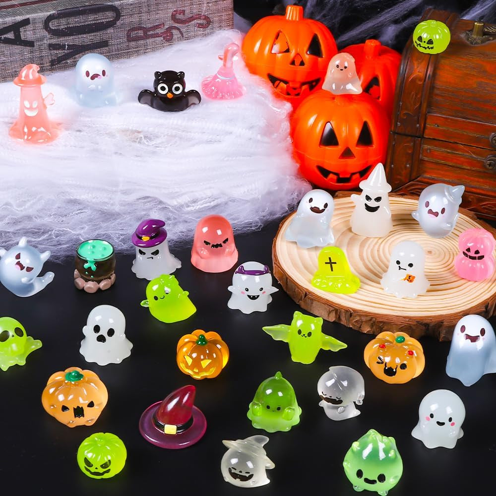 32PCS Halloween Luminous Mini Figures - 32 Styles Glow in the Dark Tiny Resin Miniatures - Pumpkin Skull for Party Favors, Bag Fillers, Garden, Dollhouse Decor