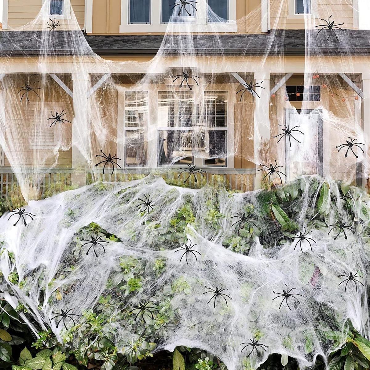 800 Sqft Halloween Spider Webs Decorations with 30 Extra Fake Spiders, Super Stretchy Cobwebs for Halloween Decor Indoor and Outdoor